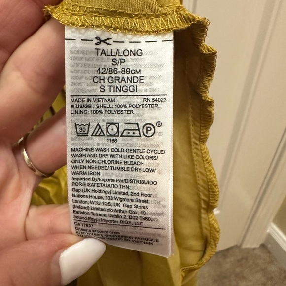 Elegant Gold Pleated Midi Dress NWT - Picture 6 of 6